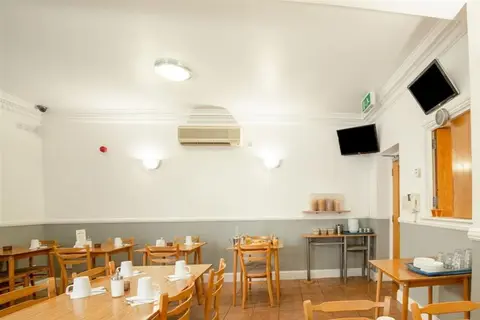 OYO Townhouse New England Victoria in Londen, foto 13