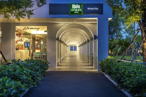 Ibis Styles Phuket City in ภูเก็ต — foto 2