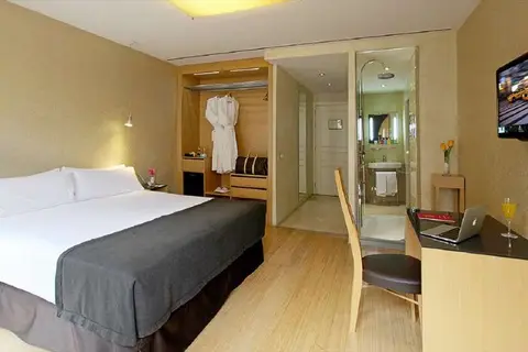 Axel Hotel Barcelona in Barcelona — foto 4