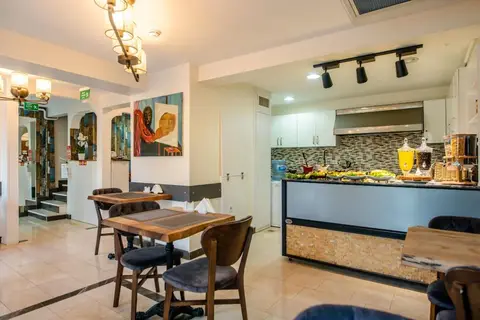 The Camelot Hotel in Fatih — foto 7