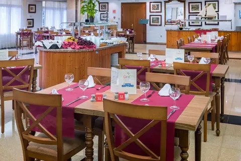Hotel GHT Neptuno in Tossa de Mar — foto 4