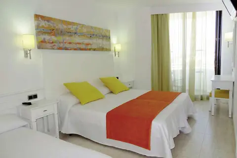 Hotel Stil Victoria Playa in es Migjorn Gran — foto 4