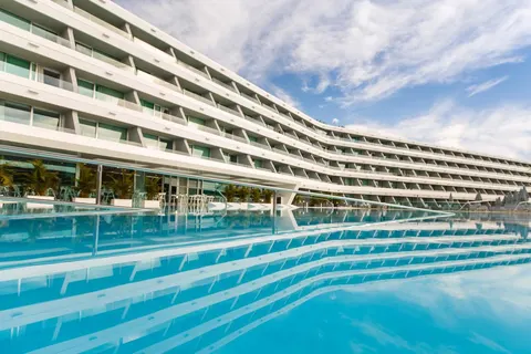 Santa Monica Suites Hotel in San Bartolomé de Tirajana — foto 5
