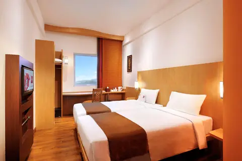 Hotel ibis Bali Kuta in Kuta — foto 20
