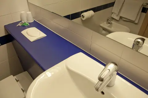 Travelodge Barcelona Cornella Fira in Cornellà de Llobregat — foto 21