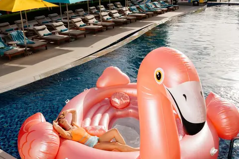 Rove La Mer Beach, Jumeirah in Dubai — foto 9