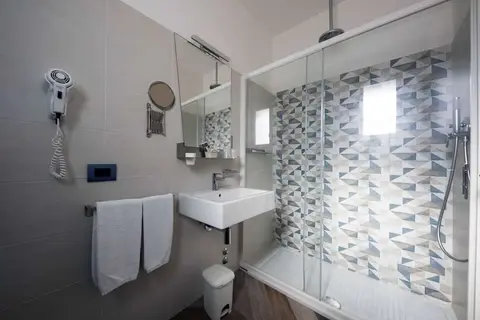 Color Hotel Rimini in Rimini — foto 11