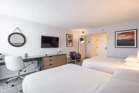 DoubleTree by Hilton New York JFK Airport in New York — foto 14