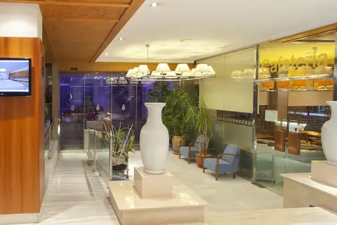 Duquesa Playa in Santa Eulària des Riu — foto 24