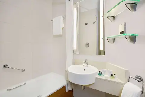 Leonardo Hotel Manchester in Manchester — foto 20
