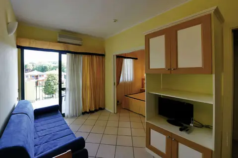 Residence Le Terrazze Sul Lago in Padenghe sul Garda — foto 18