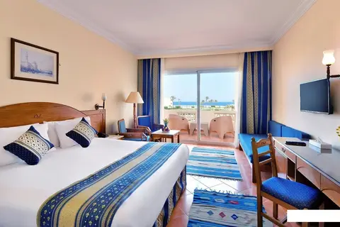 Bliss Nada Beach Resort in بور غالب — foto 18