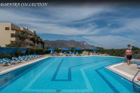 Cleopatra Superior Hotel in Καρδάμαινα — foto 2
