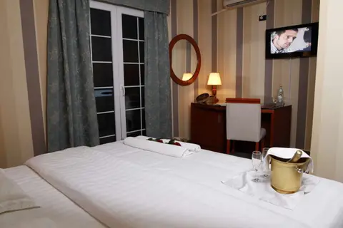 Bel Conti Hotel in Durrës — foto 4