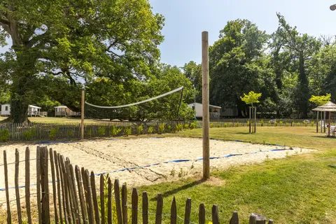 Camping Château La Forêt in Saint-Julien-des-Landes — foto 13