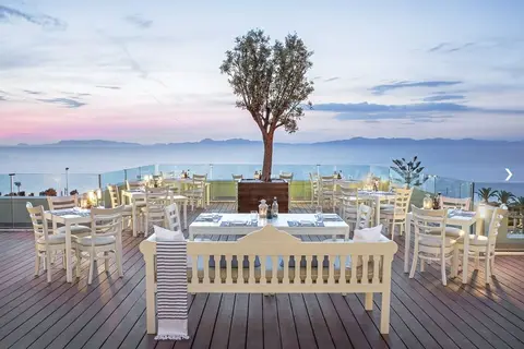 Sheraton Rhodes Resort in Ιαλυσός — foto 23