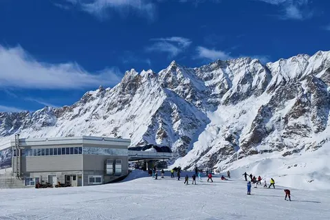 Hotel Lac Bleu in Valtournenche — foto 14