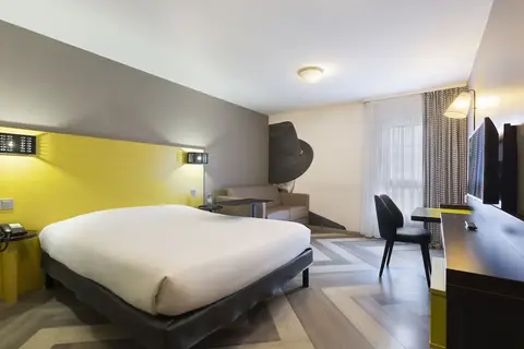Hotel ibis Styles Nice Vieux Port in Nice — foto 25