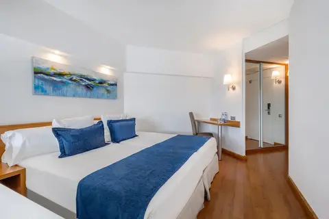 Hotel AluaSun Lago Rojo in Torremolinos — foto 7