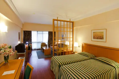 Hotel Roma in Lissabon — foto 25