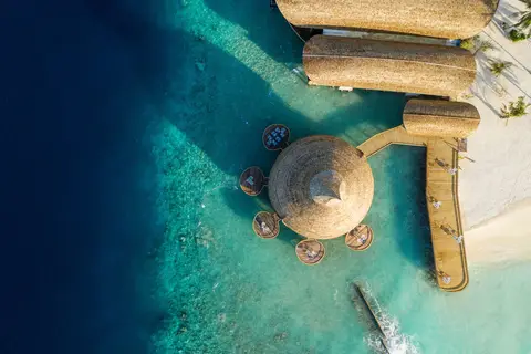 OUTRIGGER Maldives Maafushivaru Resort in Maafushivaru — foto 17