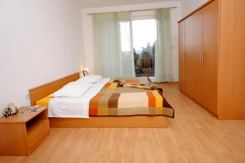 Apartments Perkovic in Kastel Stafilic