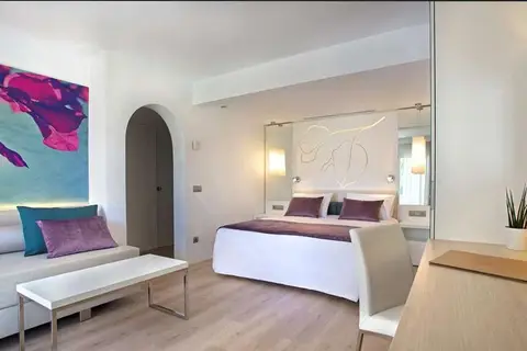 Insotel Tarida Beach Resort & Spa in Urbanització Cala Tarida — foto 3