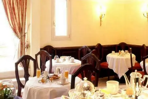 Cinquantatre in Rome, foto 2