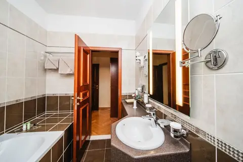 Hotel Kazbek in Slano — foto 16