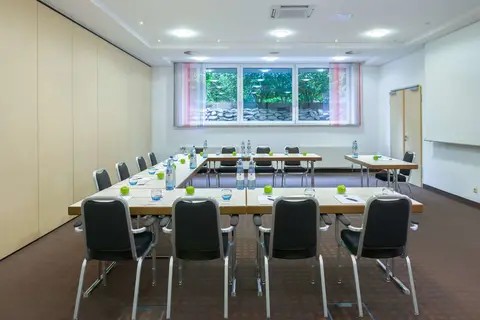 Essential by Dorint Hotel Köln-Junkersdorf in Keulen — foto 9