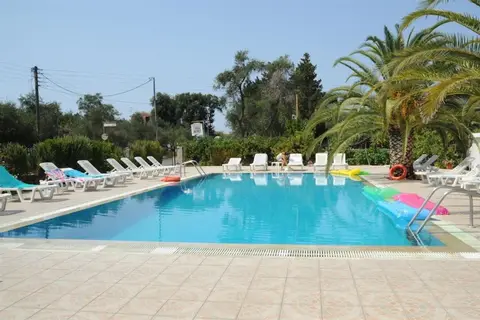 Captain's Studios & Apartments in Δημοτική Ενότητα Λευκιμμαίων — foto 5