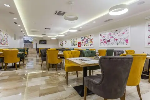 Hotel Royal Inn in Belgrado — foto 24