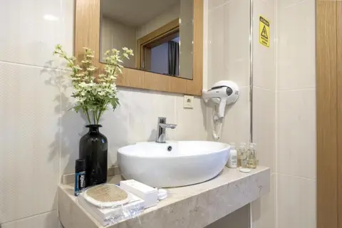 Merlin Hotel Istanbul in Fatih — foto 19