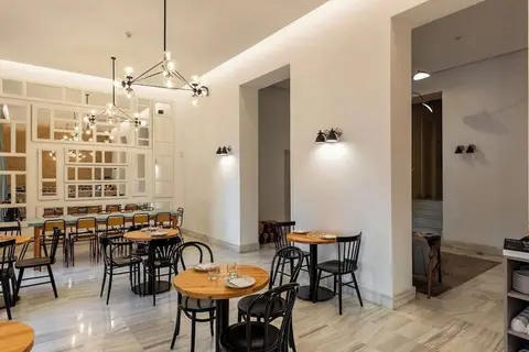 Uma Suites Parada del Marques in Sevilla — foto 11
