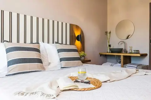 Casa Blue Hotel in Καλύβια — foto 7