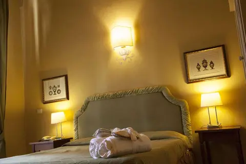 Palazzo Guiderocchi in Ascoli Piceno — foto 3