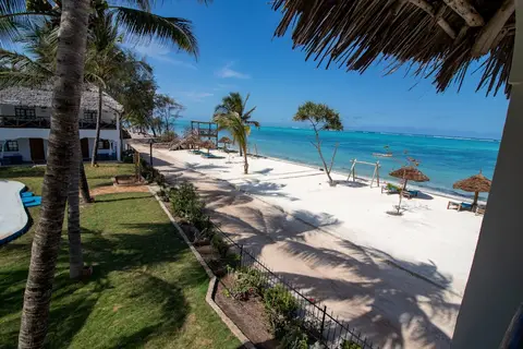 Nest Style Beach Zanzibar in Makunduchi — foto 10