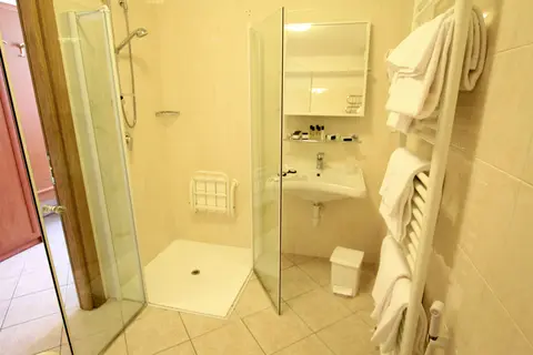 Hotel Regina in Meran — foto 17