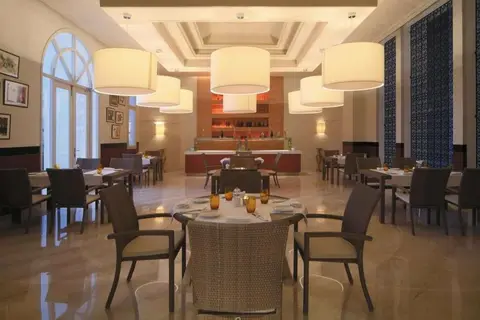 Radisson Blu Resort & Thalasso in حومة السوق — foto 7