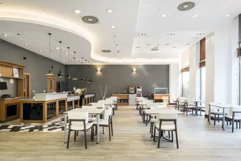 Hotel ILUNION Valencia 3 in Valencia — foto 14