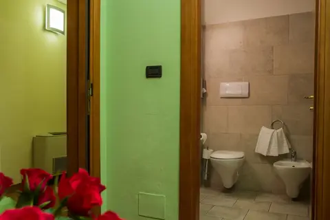 Hotel Lux in Alessandria — foto 28