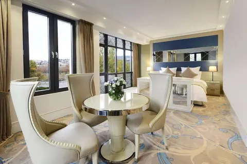 Ambassadori Hotel Tbilisi in Tbilisi — foto 18