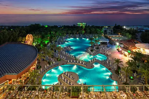 Delphin Palace in Aksu — foto 6