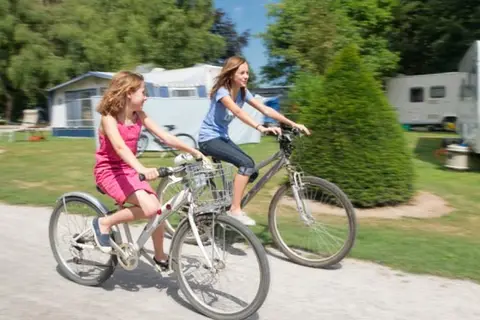 Camping La Bien Assise in Guînes — foto 5
