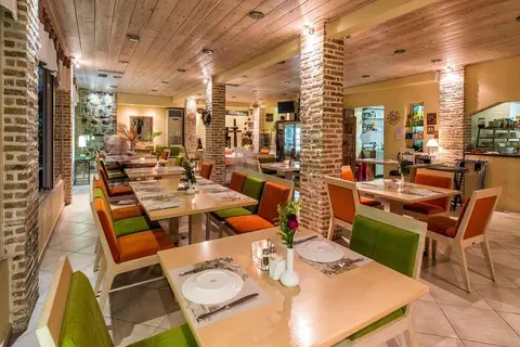 Koukounaria Hotel & Suites in Alykanas, foto 9