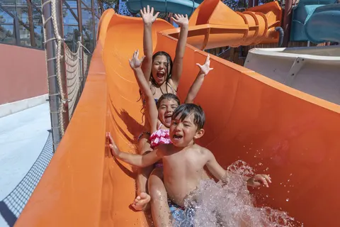 Ohai Nazaré Outdoor Resort foto 2