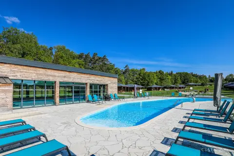 Vakantiepark Le Domaine Des Monédières in Meyrignac-l'Église