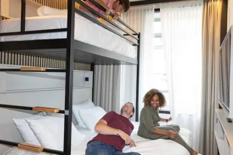 Motto by Hilton Rotterdam Blaak foto 9