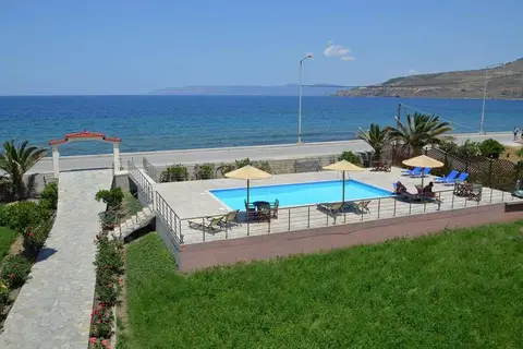 Villa Vicky Studios in Πέτρα