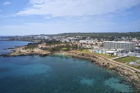 Sunrise Jade Hotel in Παραλίμνι — foto 13
